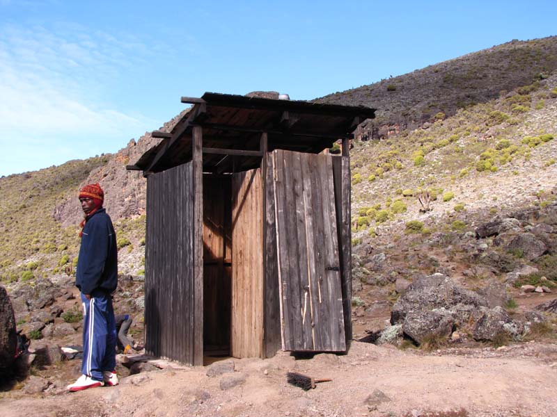 Tansania-0152-5-Sterne-Toilette